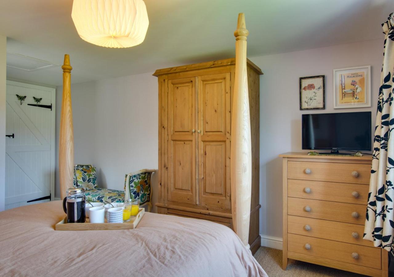 5 Bed in Southrepps oc-2211