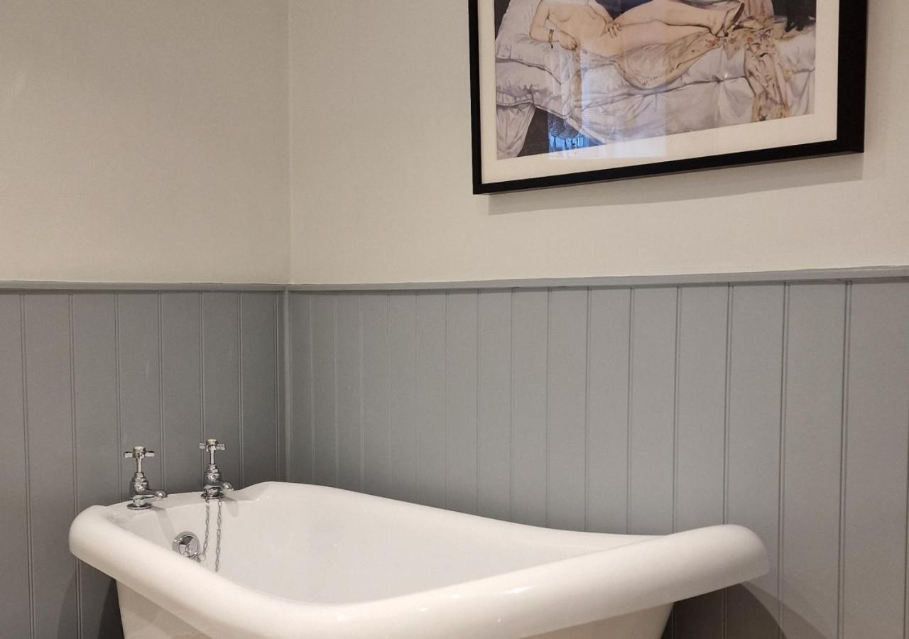 5 Bed in Southrepps oc-2211