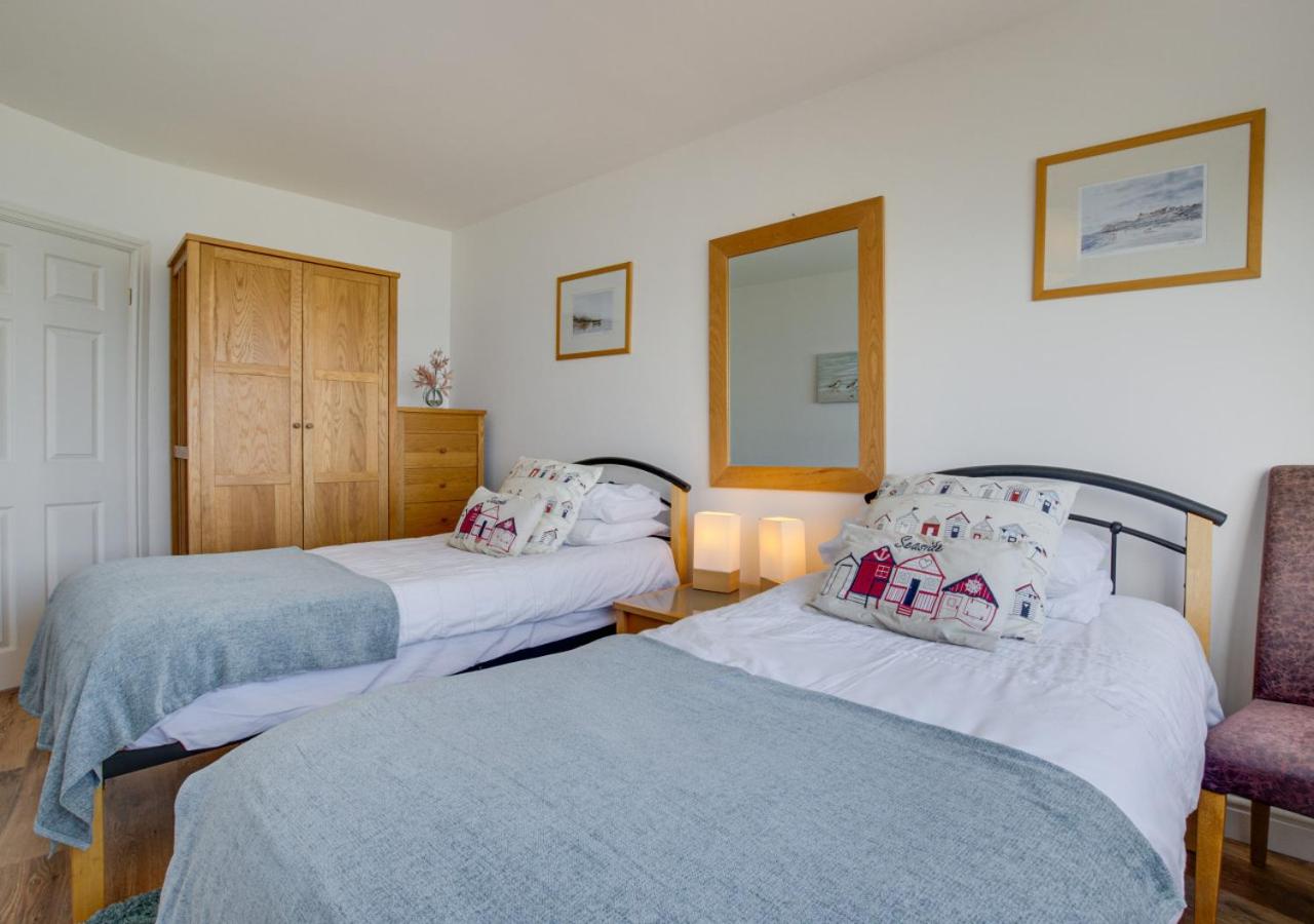 5 Bed in Sheringham oc-1450