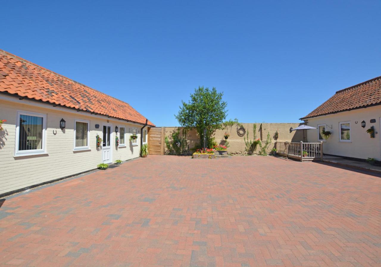 1 Bed in Blofield Heath oc-1466