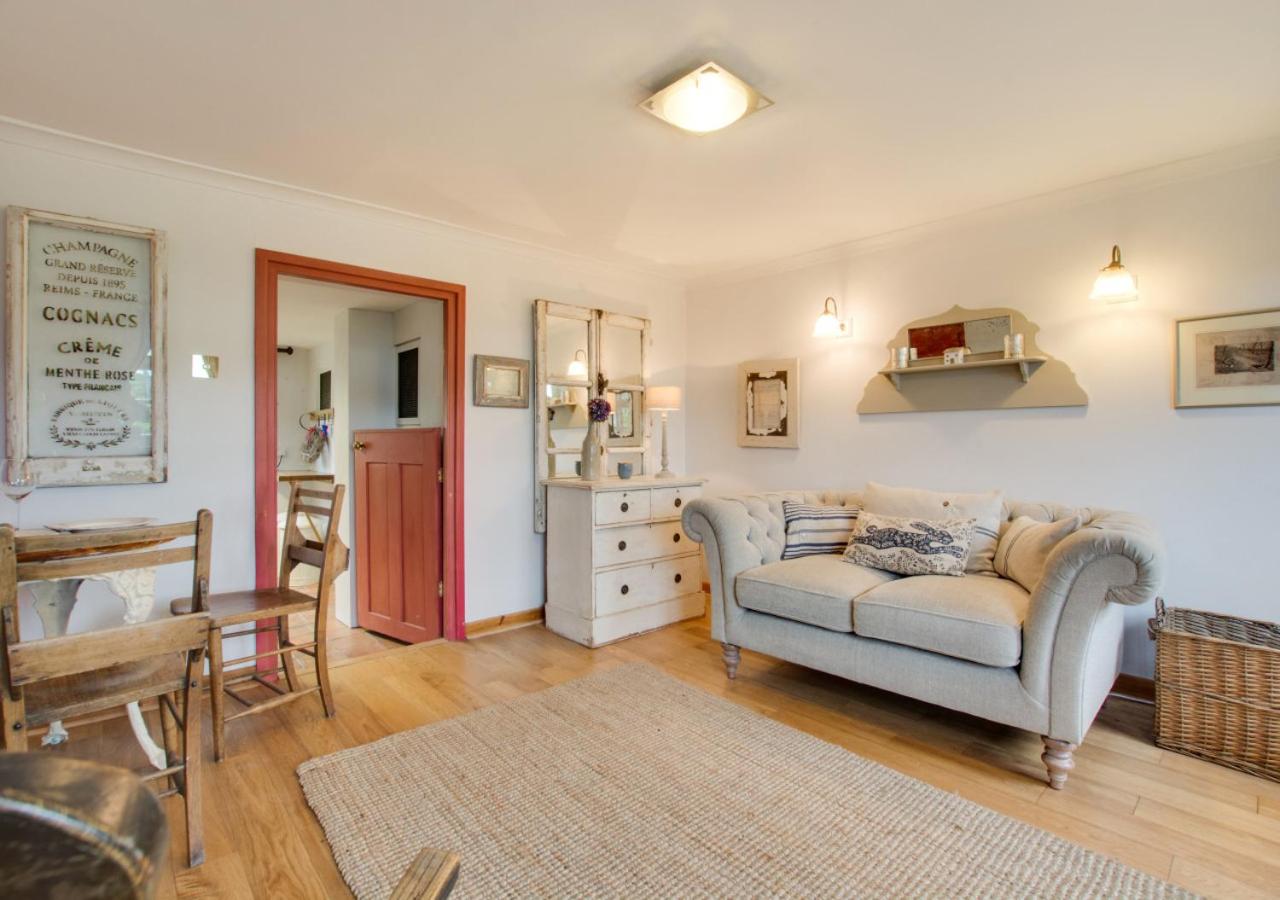 Sky Cottage view 4