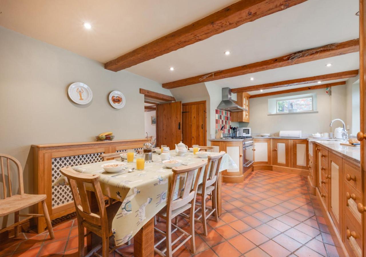 4 Bed in Wells-next-the-Sea oc-2045