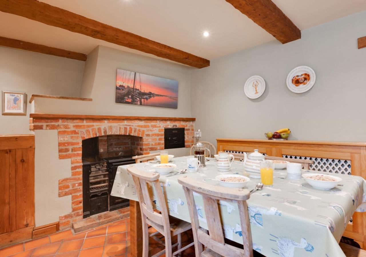 4 Bed in Wells-next-the-Sea oc-2045