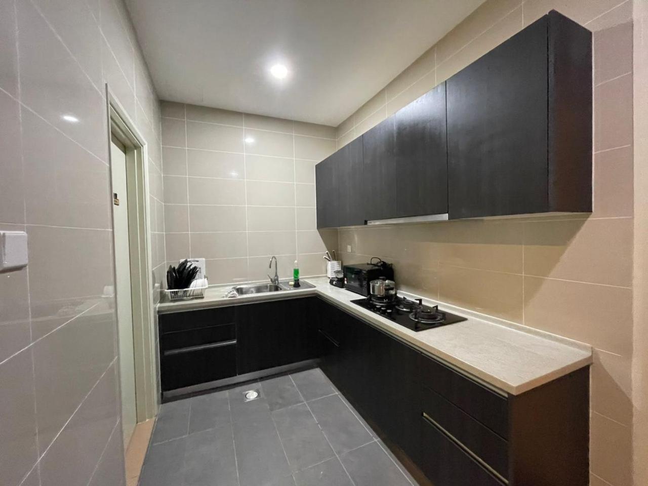 Lux 3BR max 25pax Projector 160inch Netflix Iskandar Puteri near Legoland photo 8