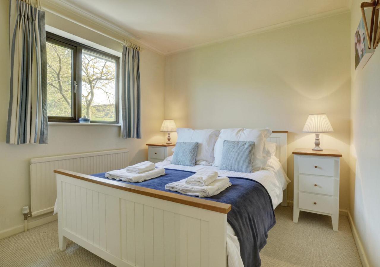 3 Bed in Salthouse oc-1753