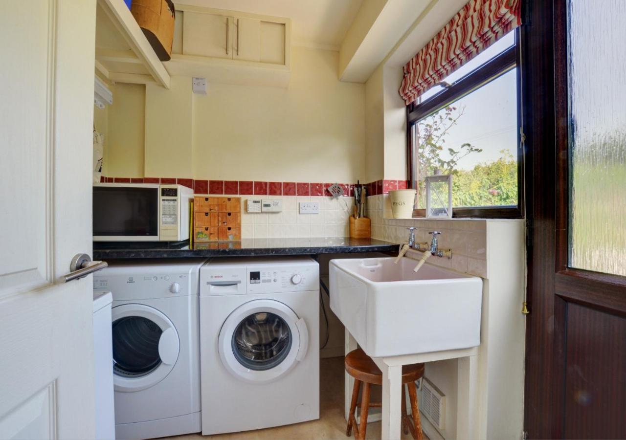 3 Bed in Salthouse oc-1753