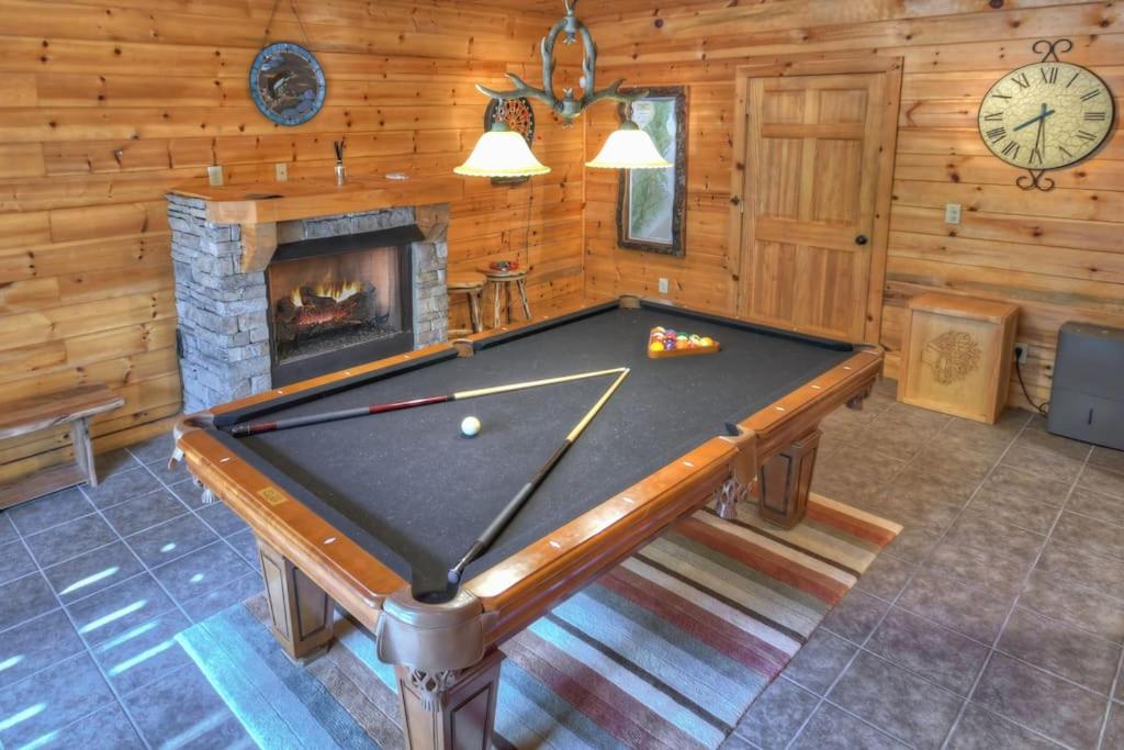 Trout Haven Cabin on Fightingtown Creek w FirePit view 3