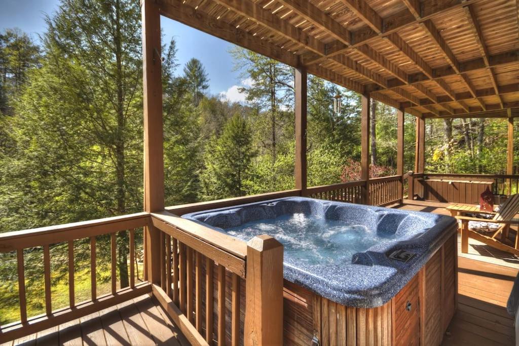 Trout Haven Cabin on Fightingtown Creek w FirePit view 4