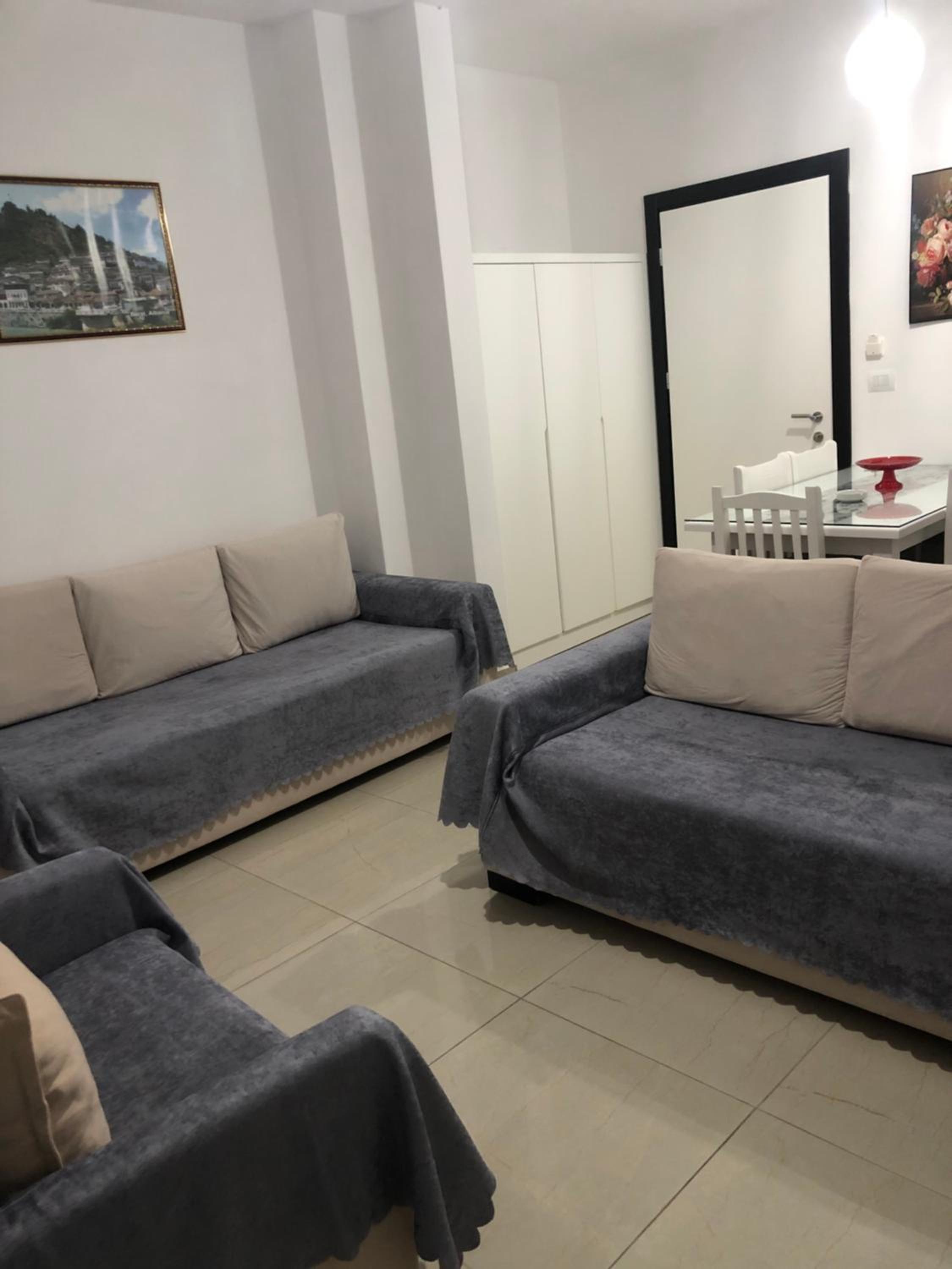 Vila Xhafa