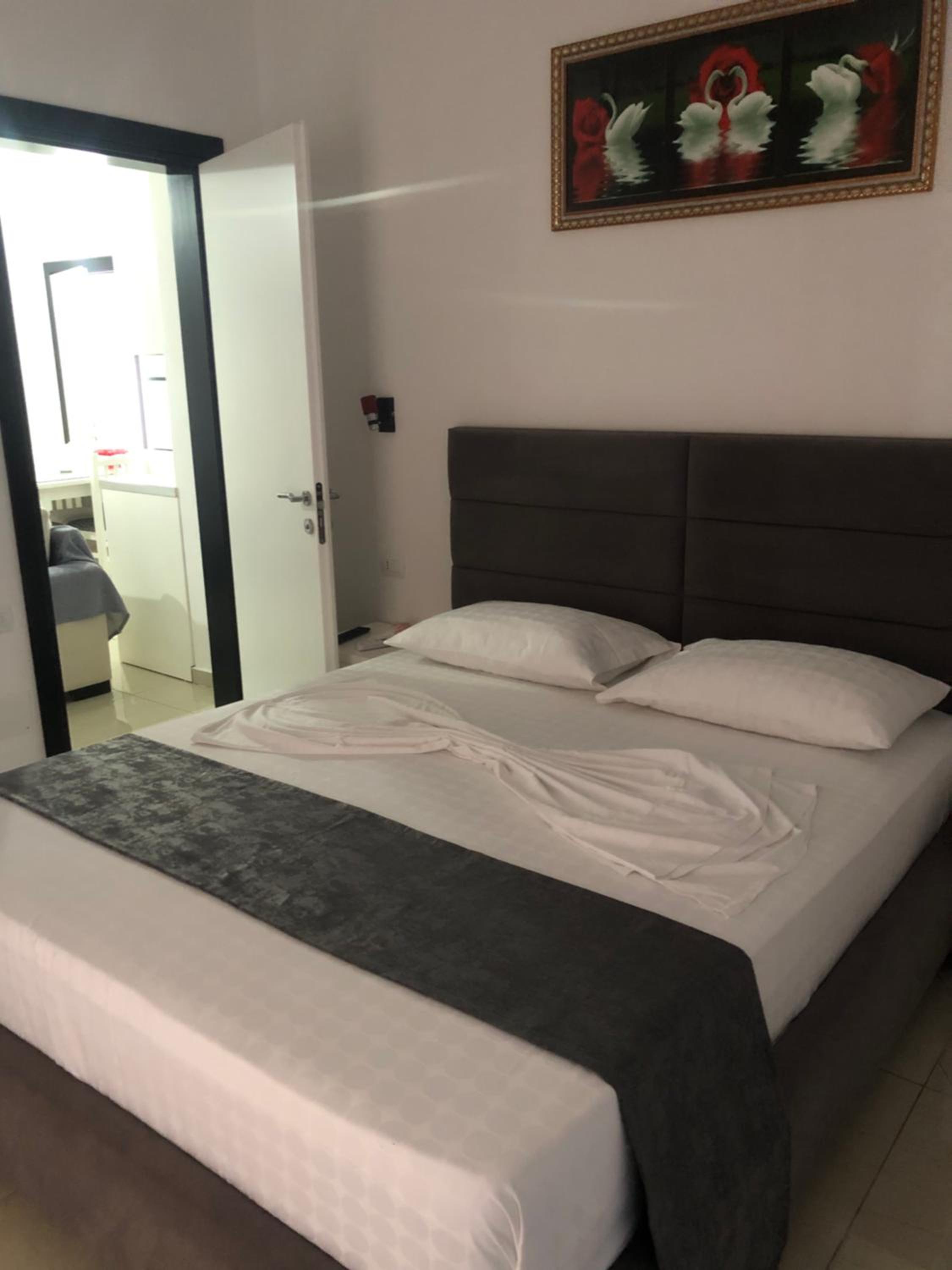 Vila Xhafa