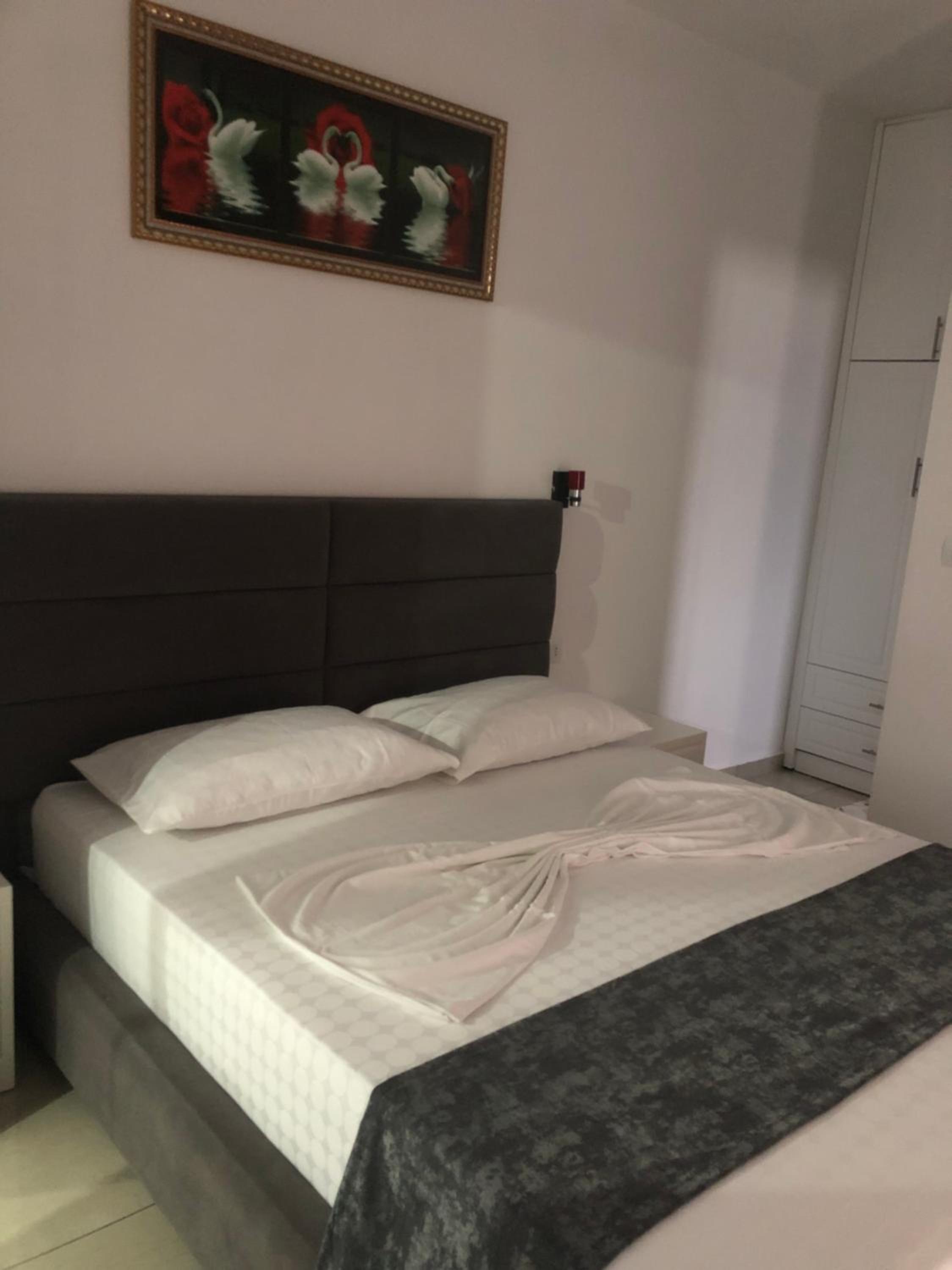 Vila Xhafa