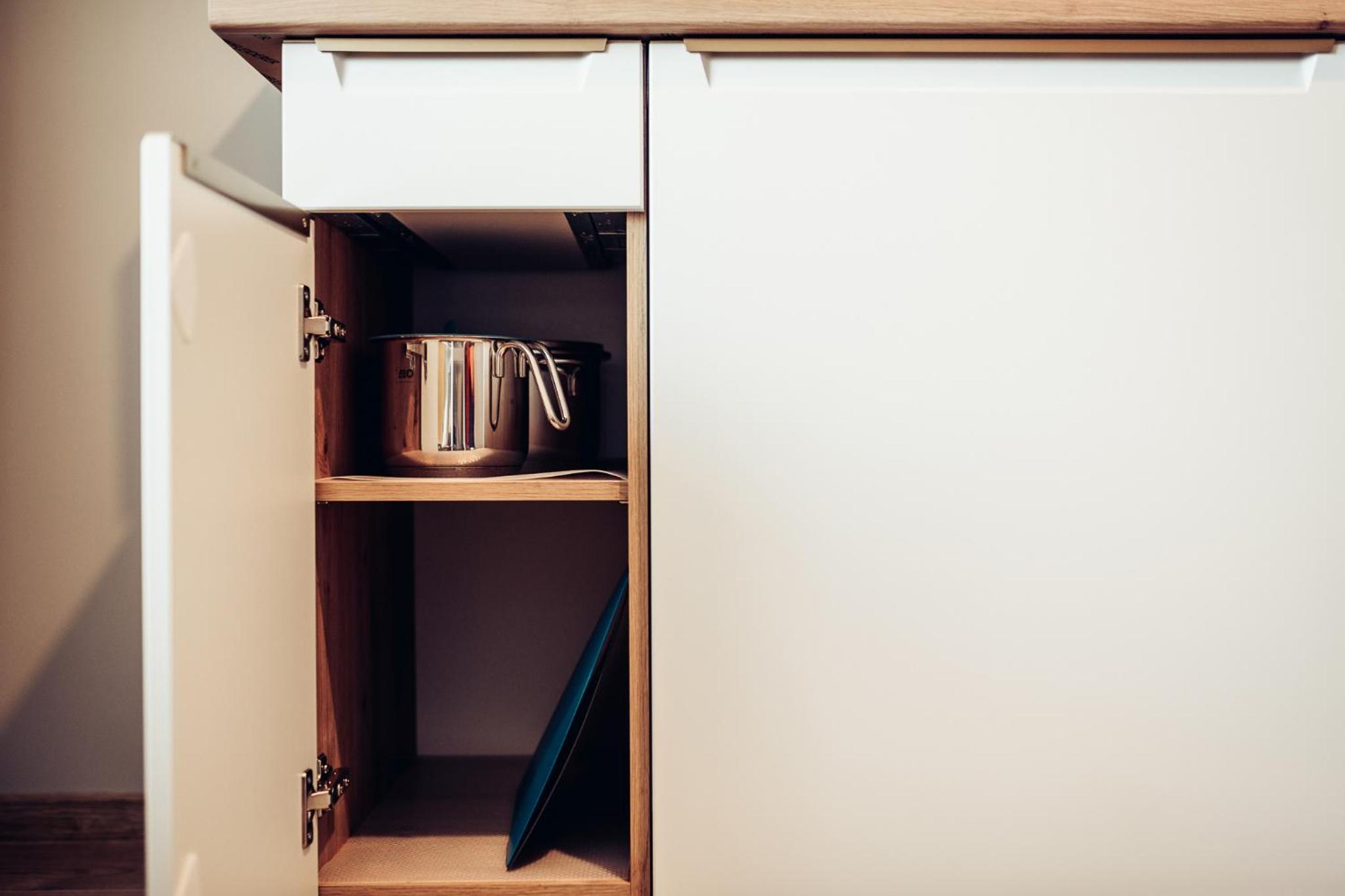 Pine Apartment