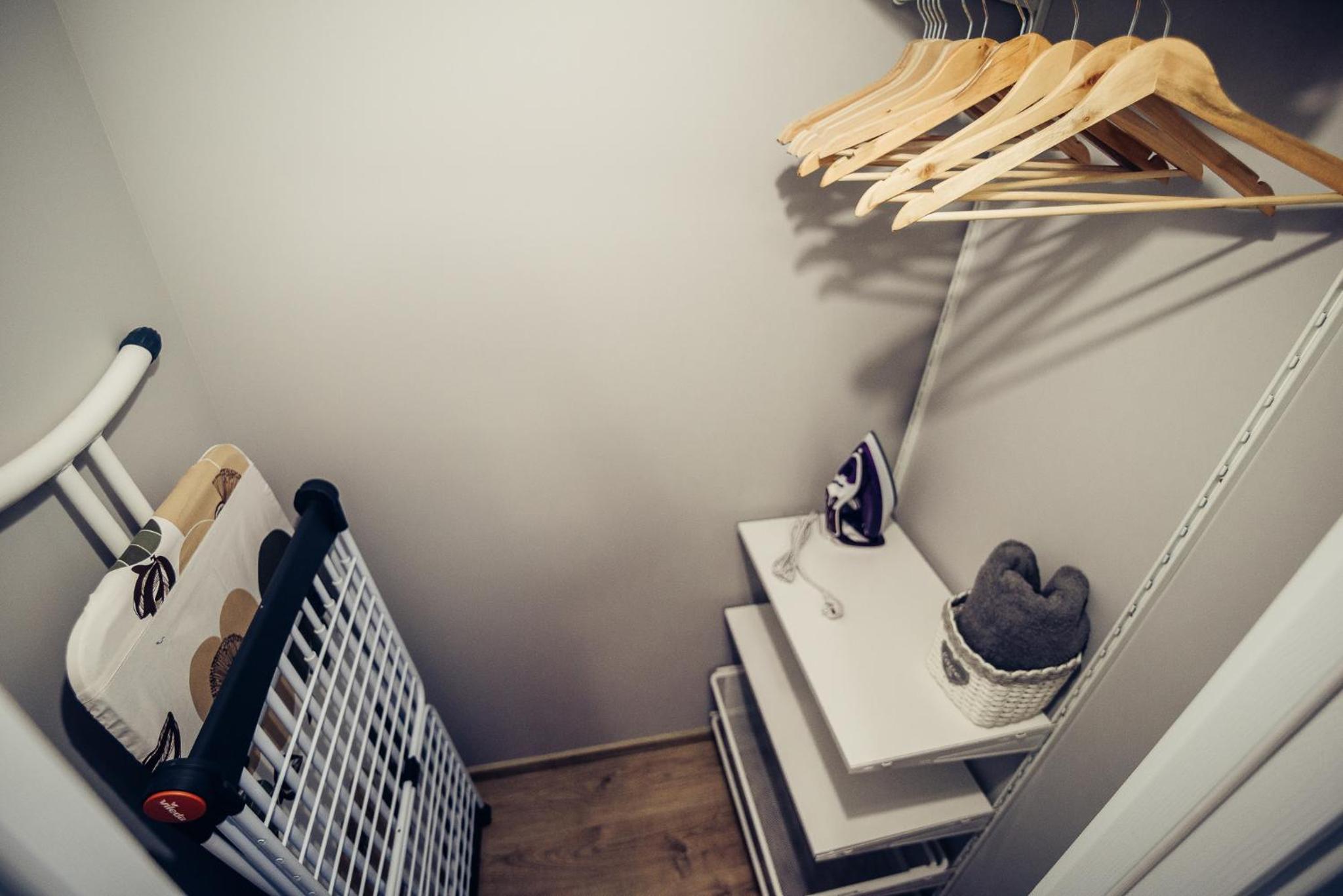 Pine Apartment