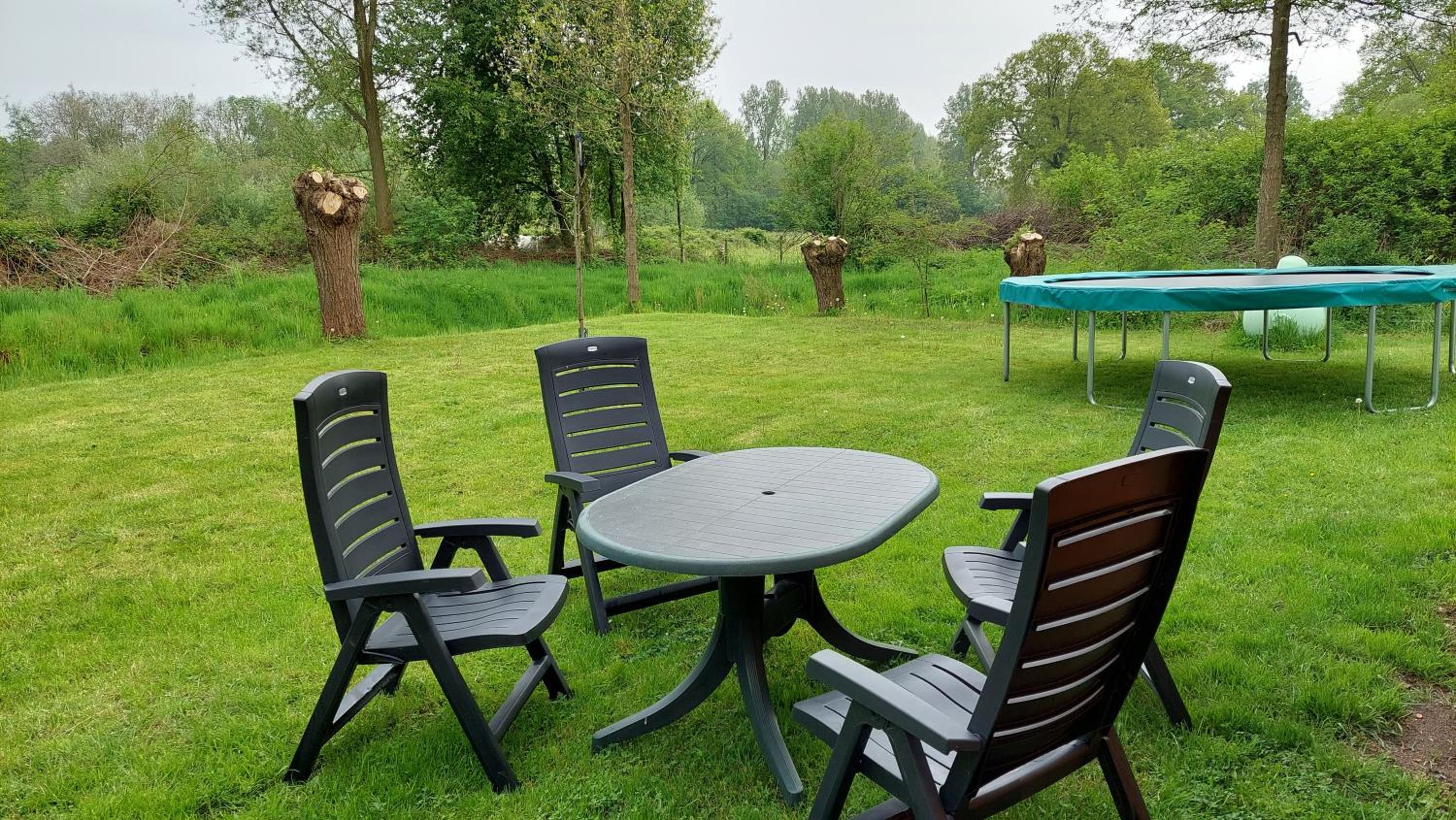 Holiday Home Achterbos view 2