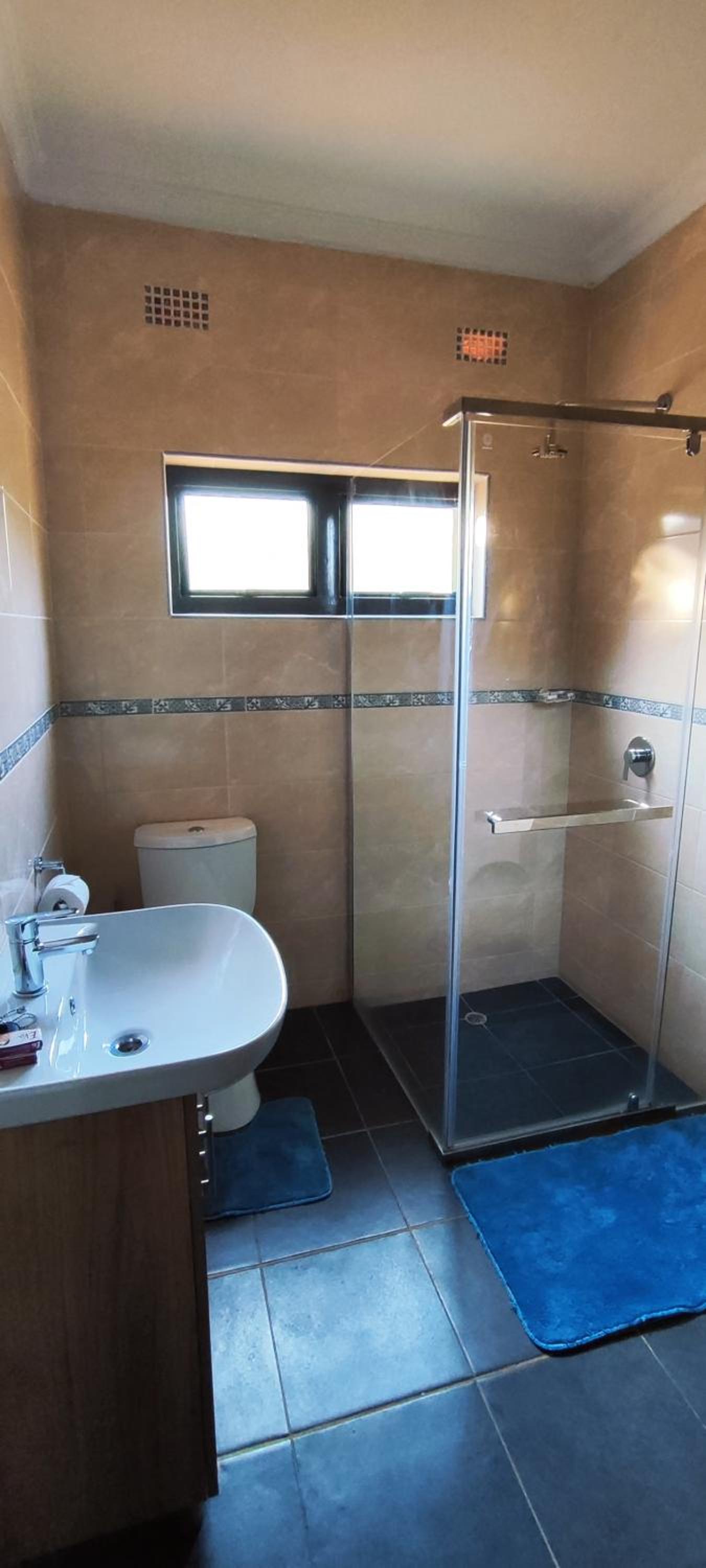 Kalahari Sand Ridge Inn - Quiet Self-catering Eco Lodge Near Victoria Falls, Livingstone