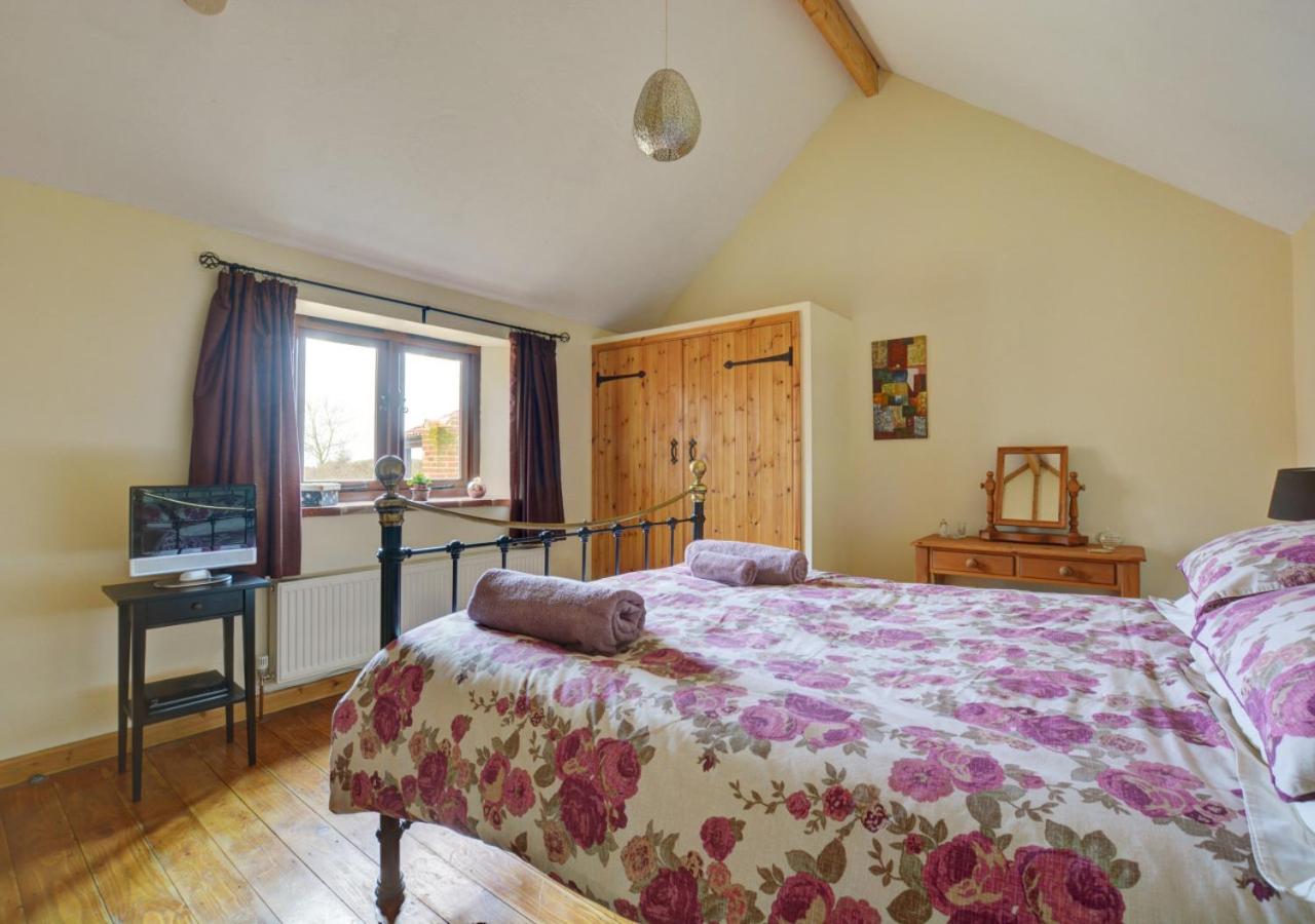 4 Bed in Thursford oc-1142