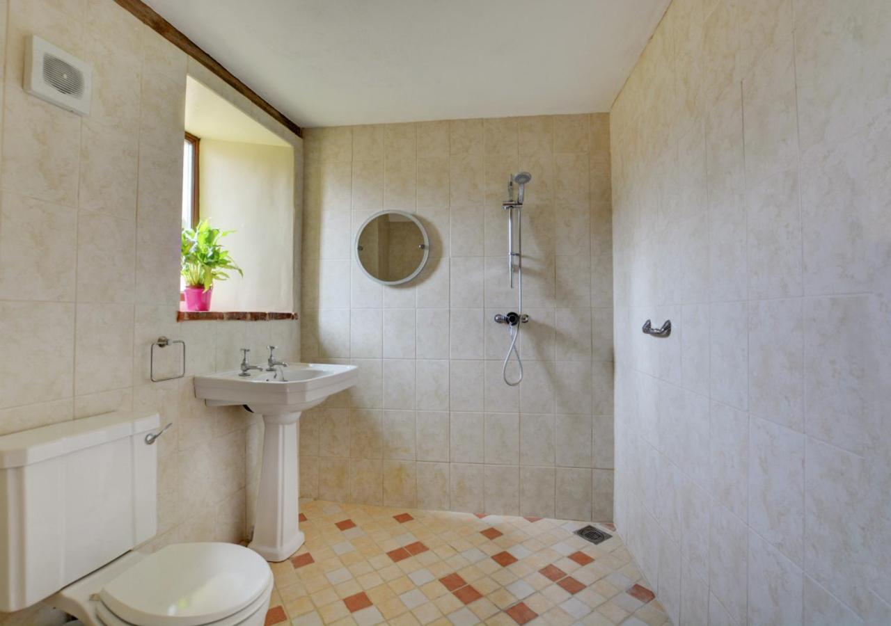 4 Bed in Thursford oc-1142