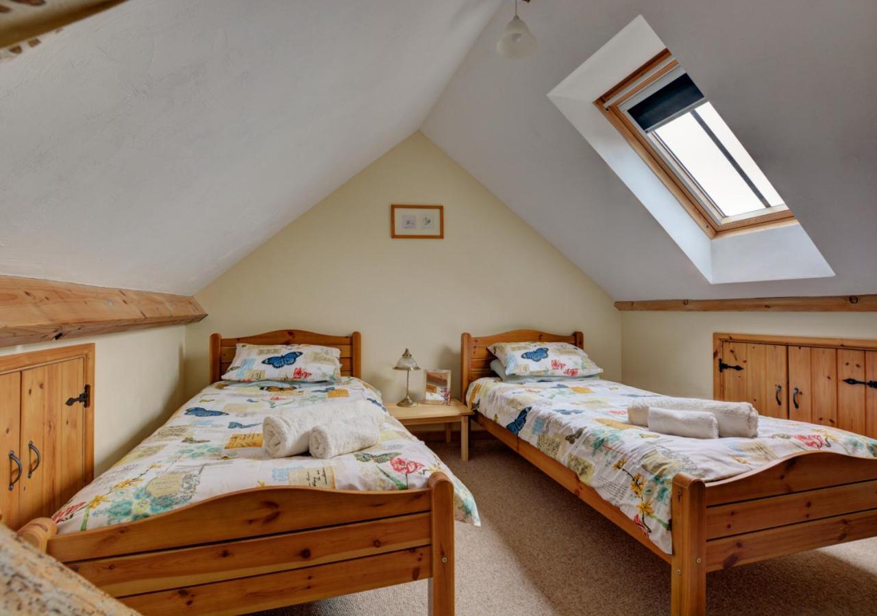 4 Bed in Thursford oc-1142