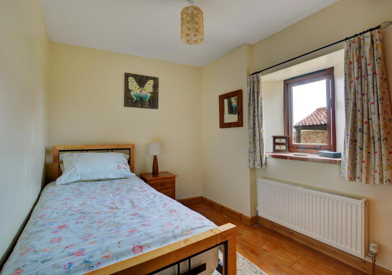 4 Bed in Thursford oc-1142