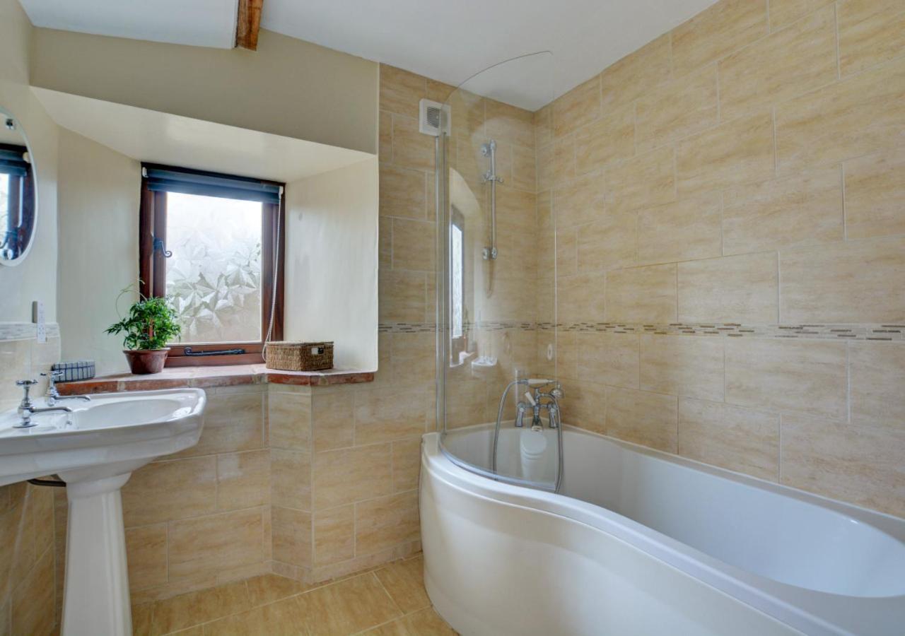 4 Bed in Thursford oc-1142