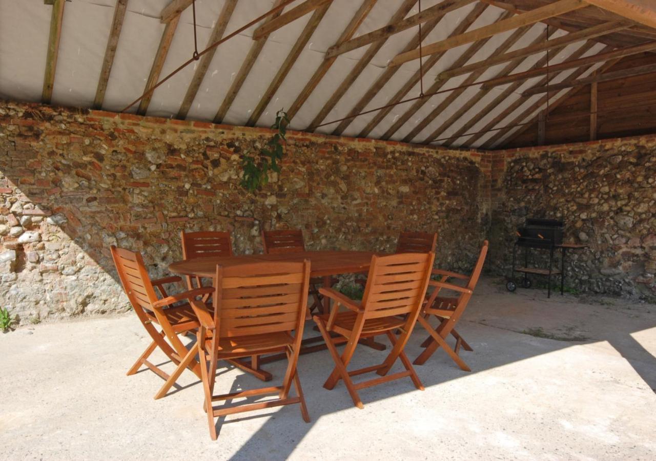 4 Bed in Thursford oc-1142