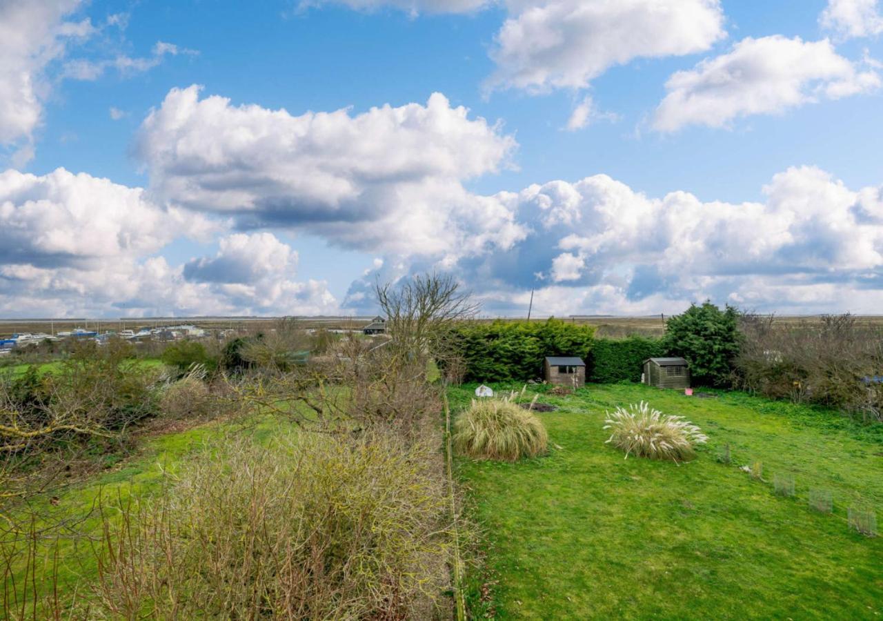 2 Bed in Morston oc-2382 view 2
