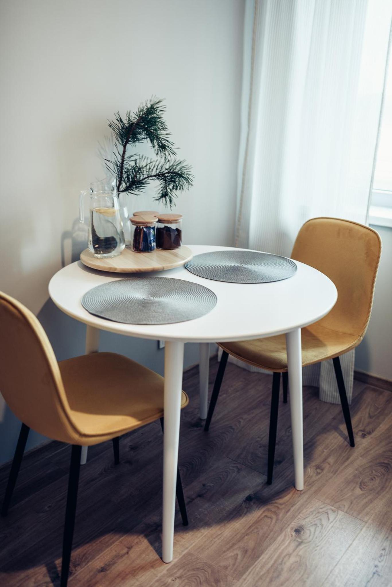 Pine Apartment