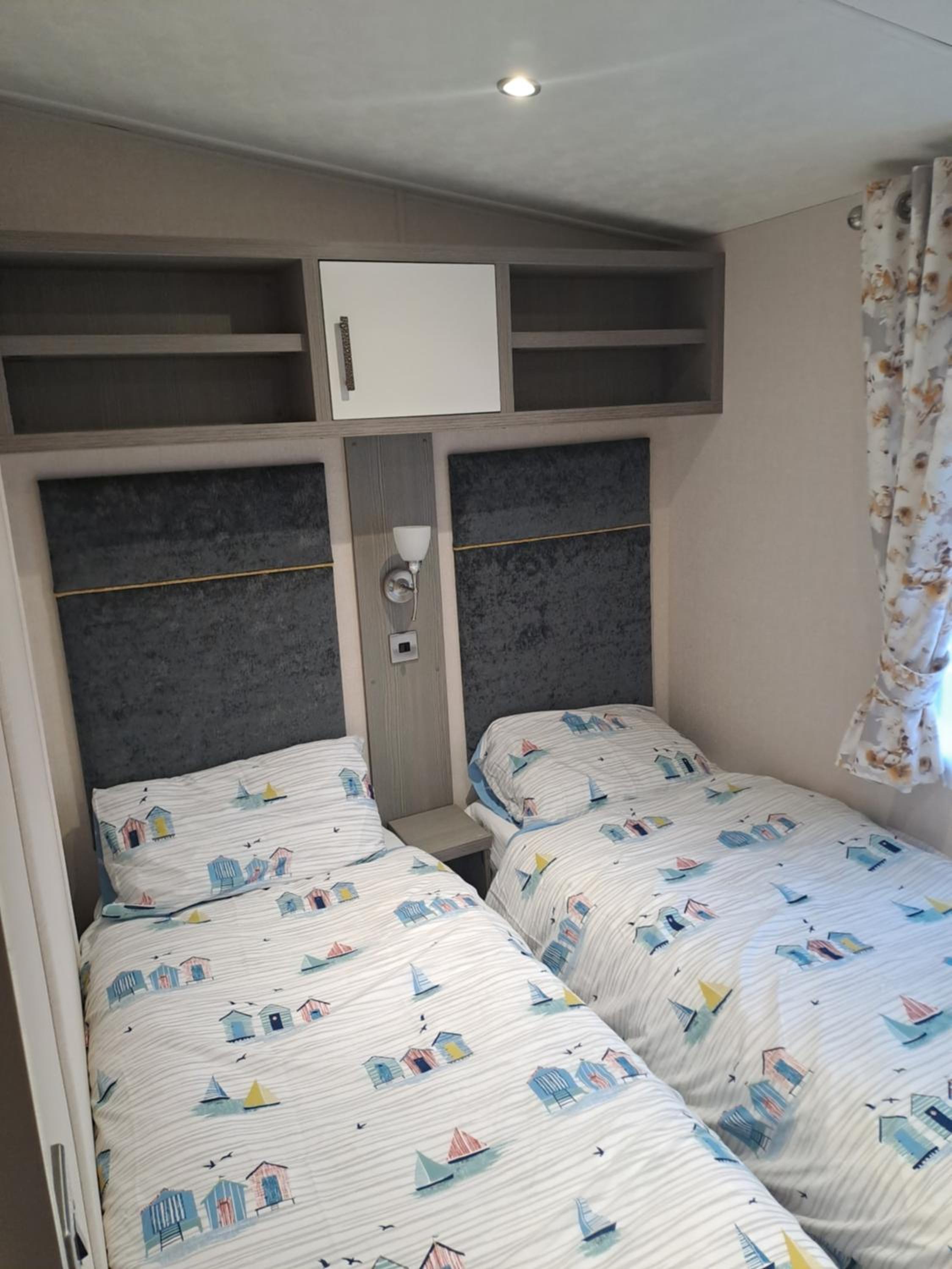 Withernsea luxury caravan hire
