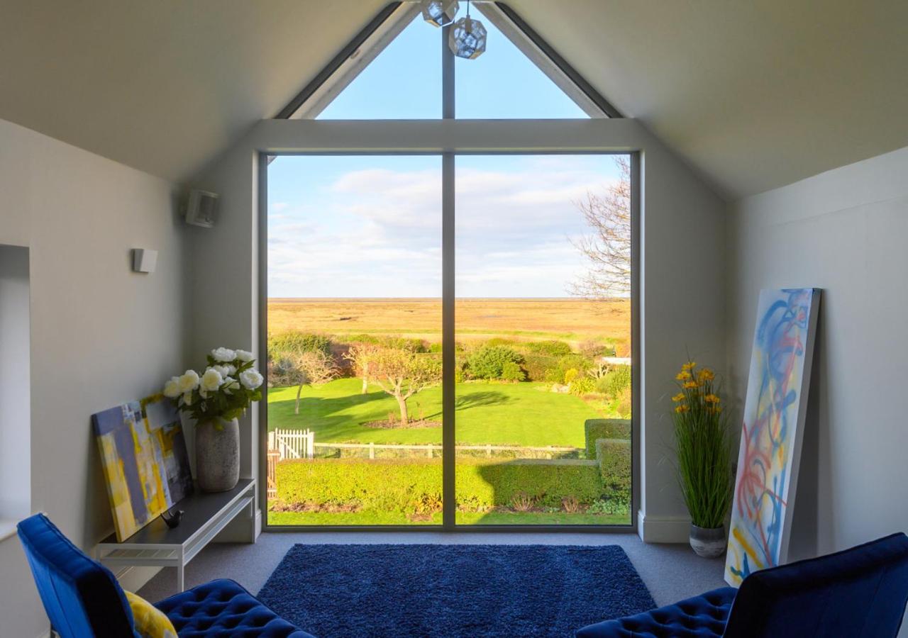 4 Bed in Blakeney oc-2070