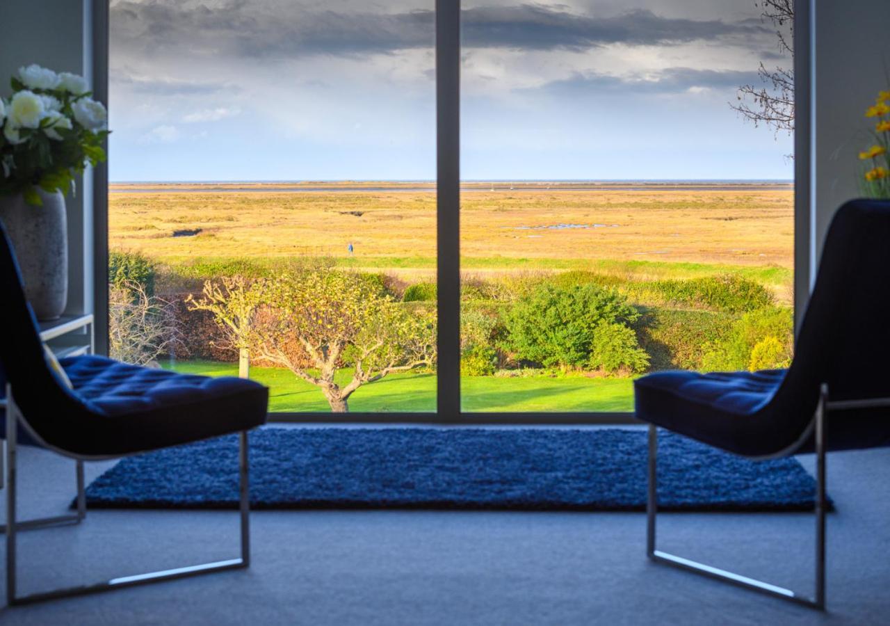 4 Bed in Blakeney oc-2070