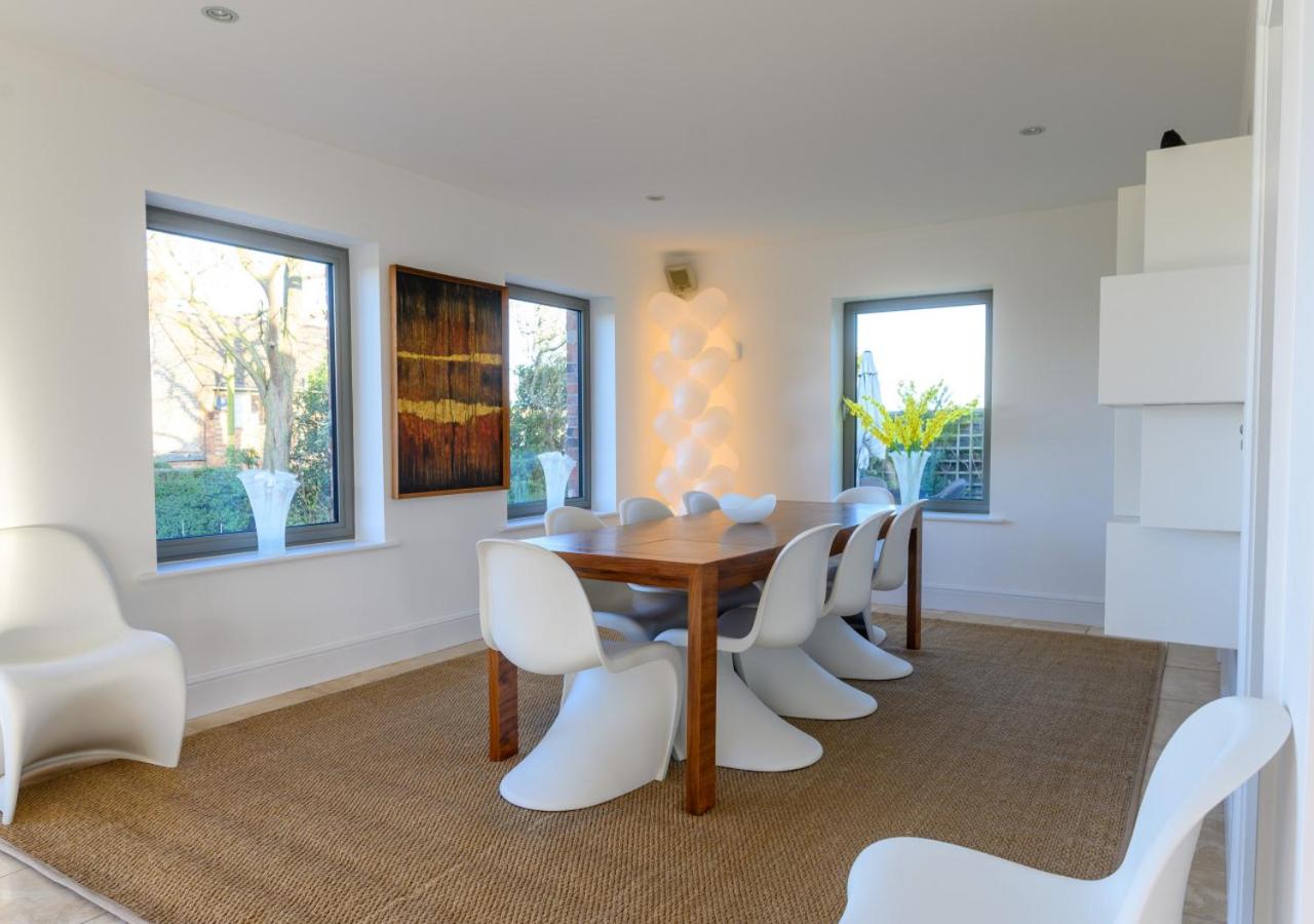 4 Bed in Blakeney oc-2070