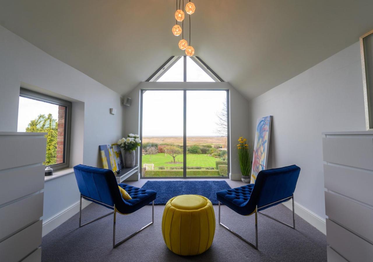 4 Bed in Blakeney oc-2070
