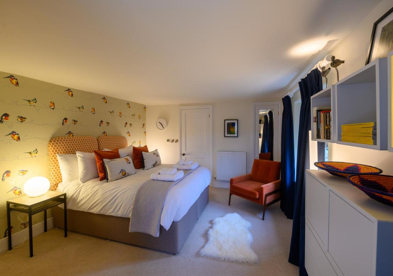 4 Bed in Blakeney oc-2070