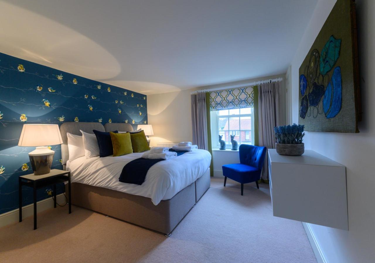 4 Bed in Blakeney oc-2070