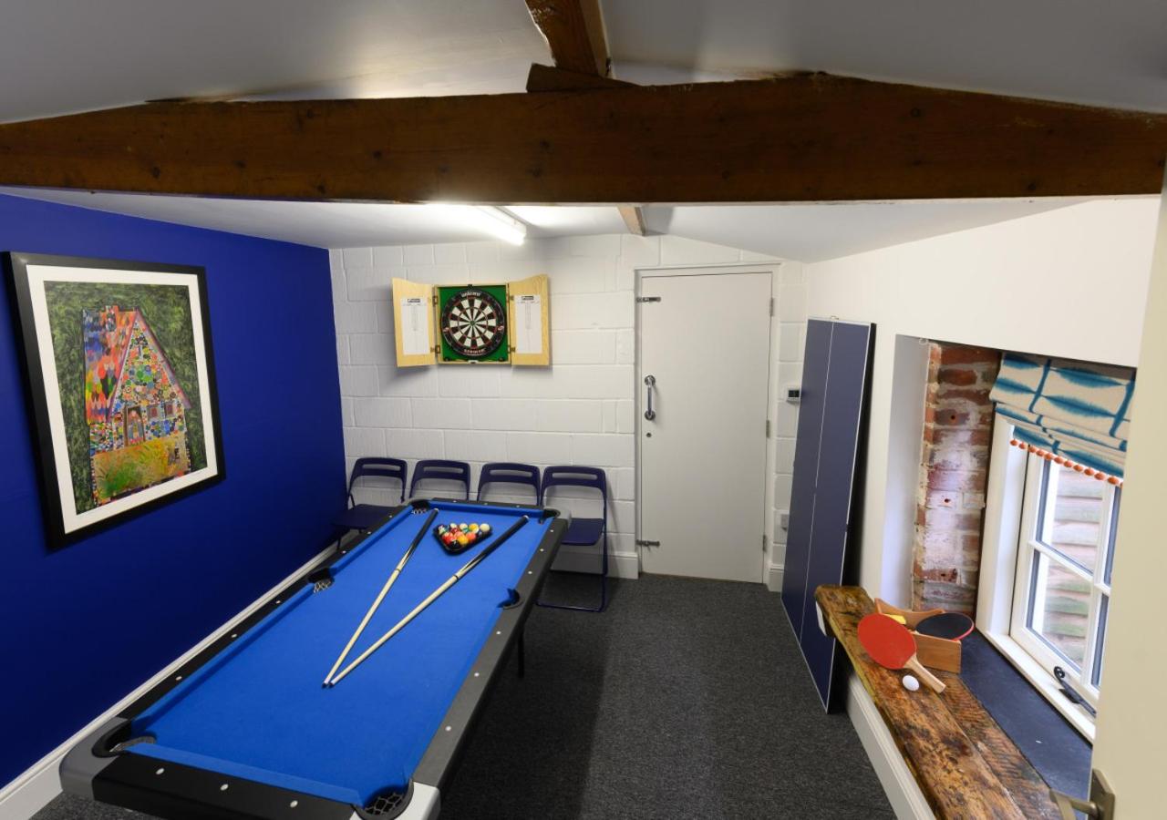 4 Bed in Blakeney oc-2070