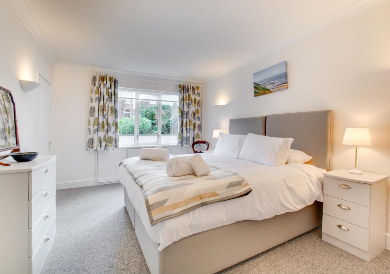 4 Bed in Cromer oc-2069