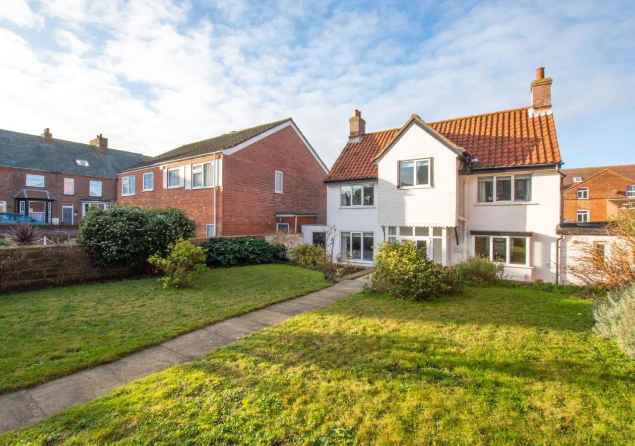 4 Bed in Cromer oc-2069