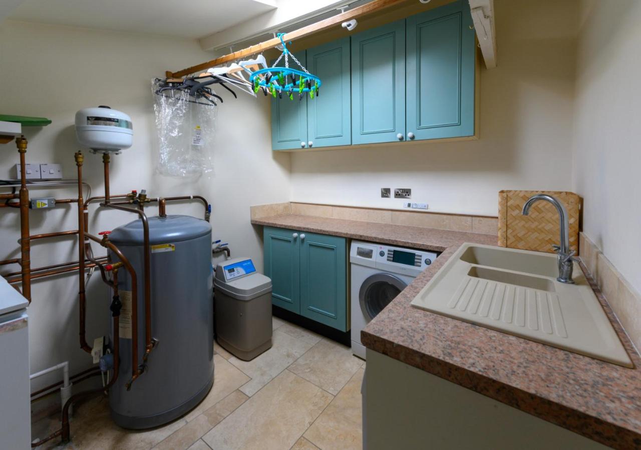 4 Bed in Blakeney oc-2070