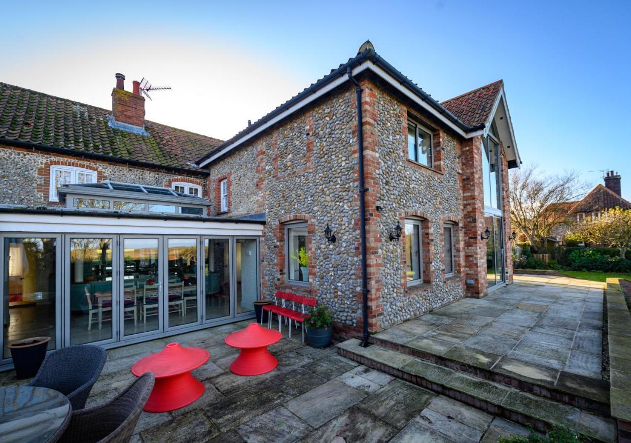 4 Bed in Blakeney oc-2070