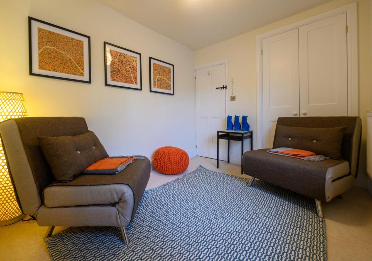 4 Bed in Blakeney oc-2070
