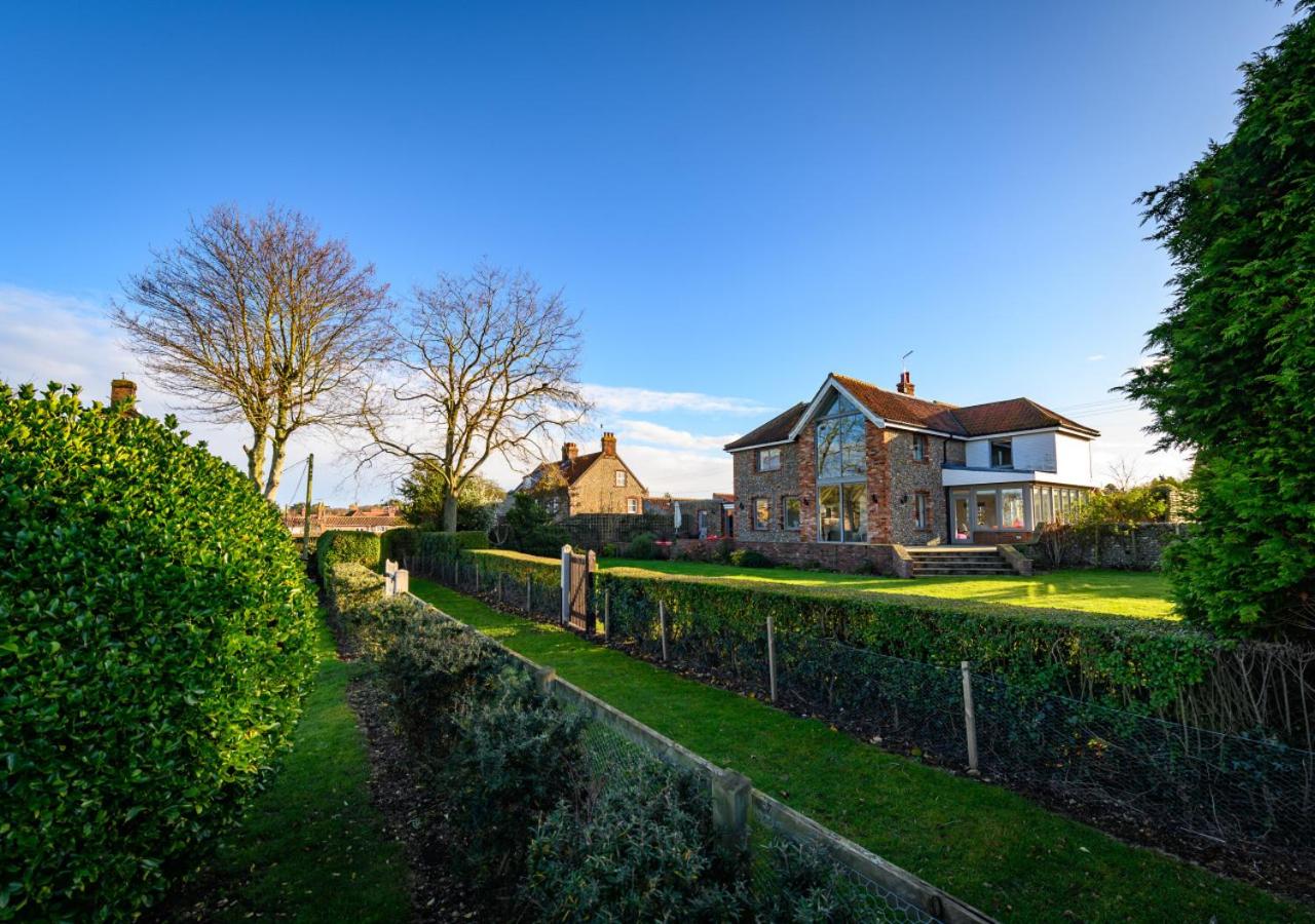 4 Bed in Blakeney oc-2070