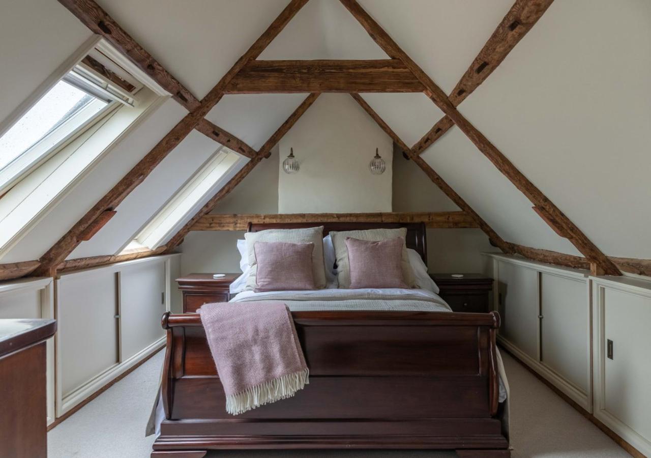 5 Bed in Wighton oc-2179