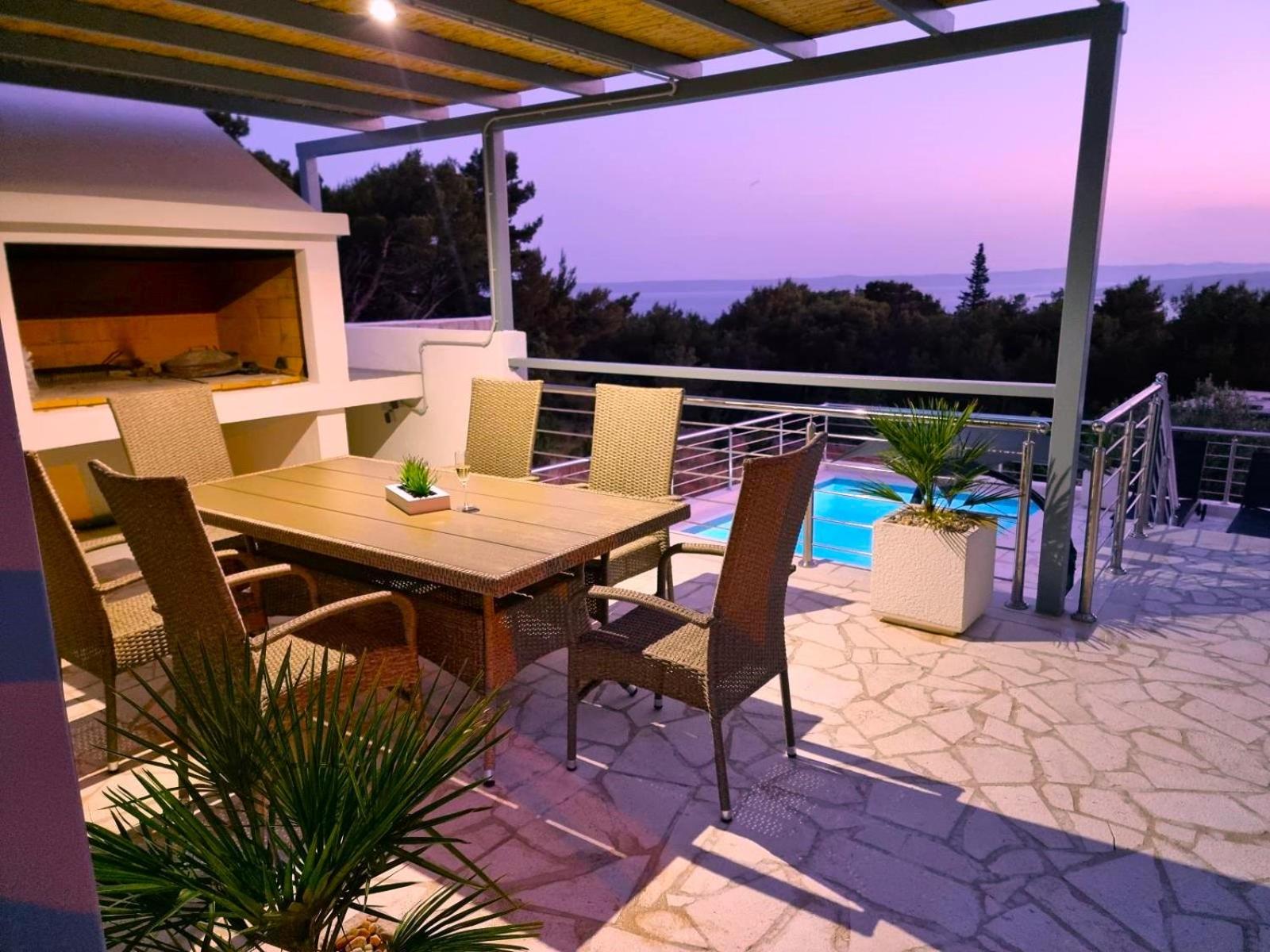 Villa la Perla view 4