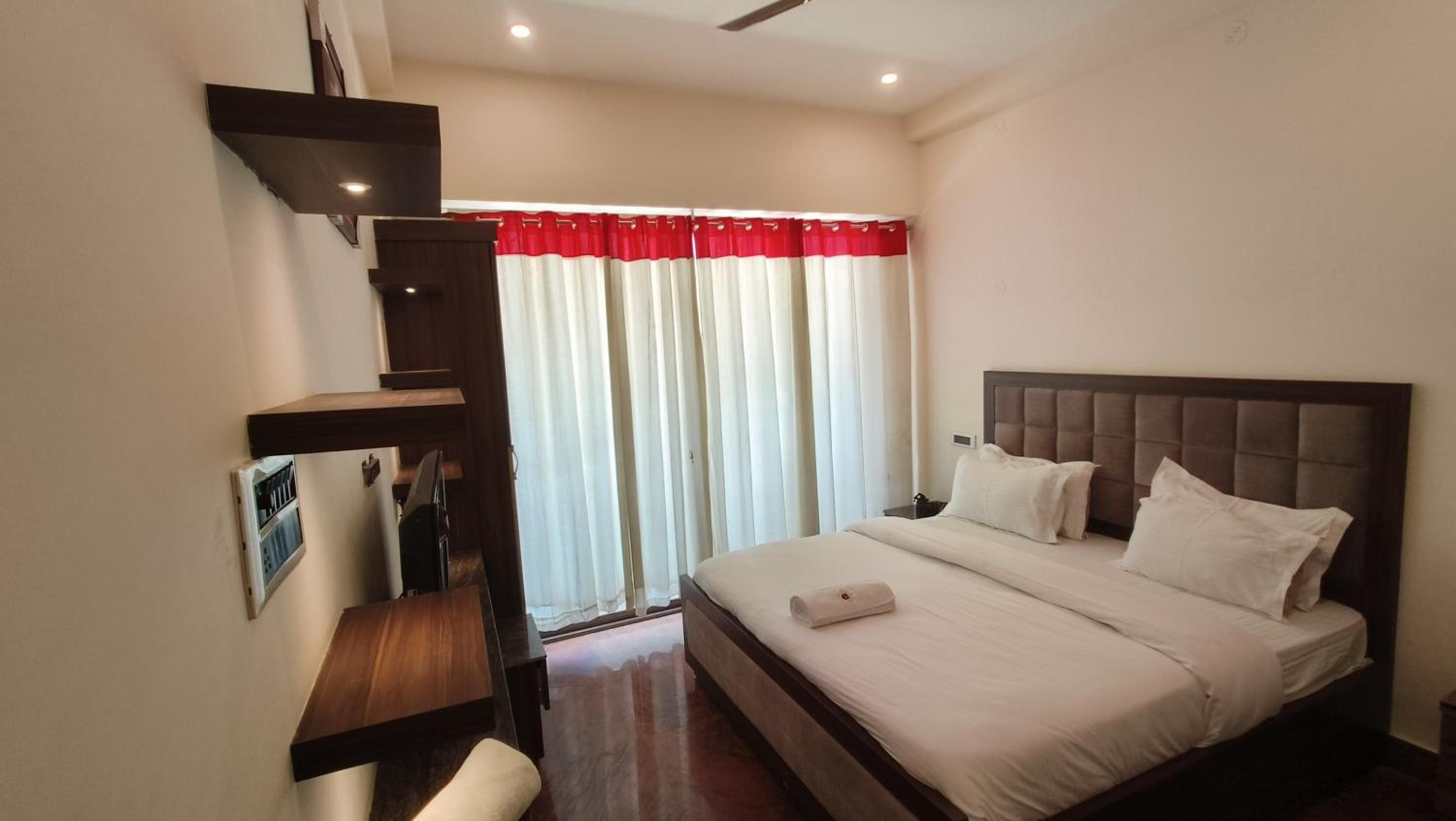 Ratna Hotel & Banquet view 2