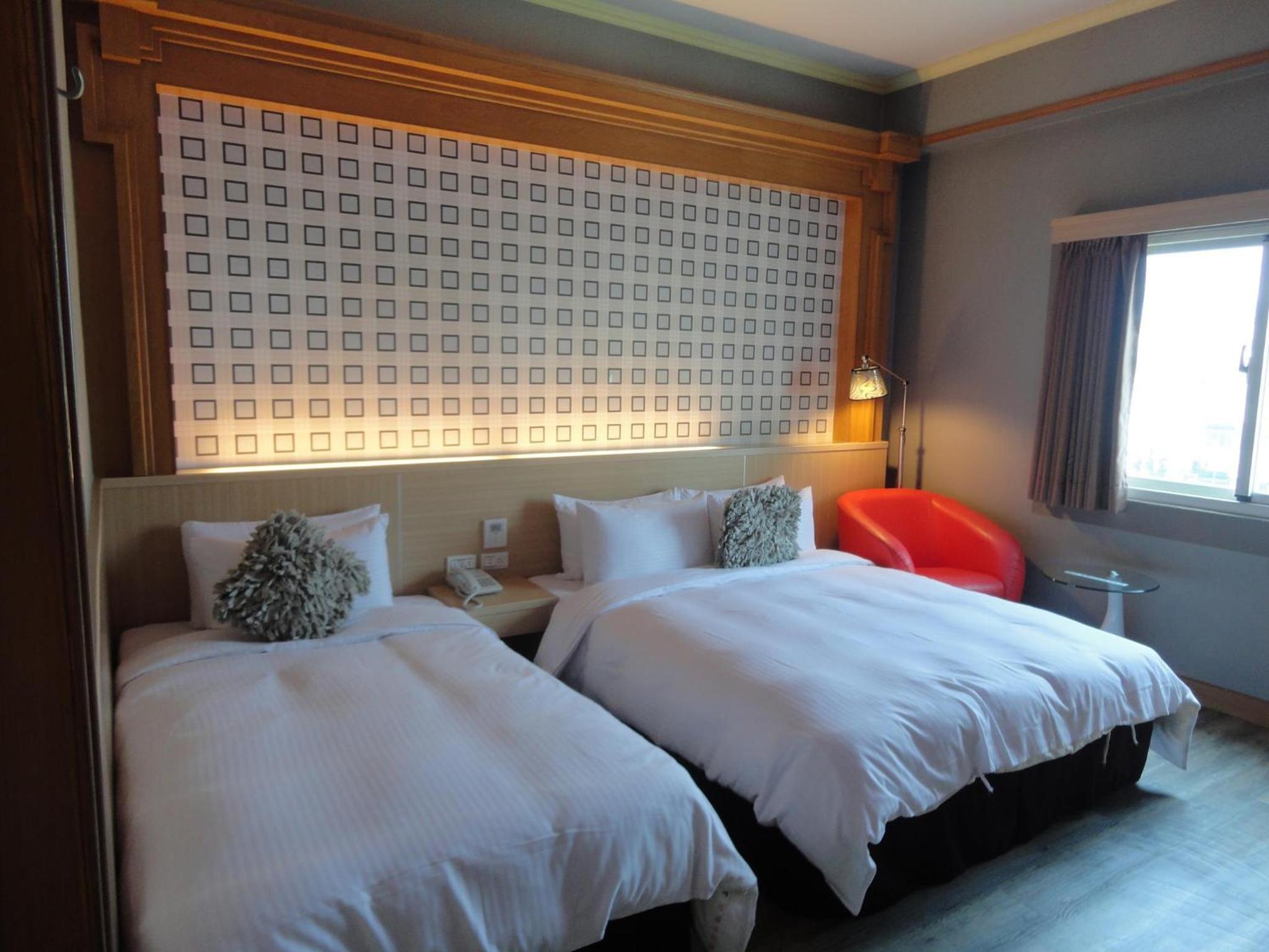 Royal Hotel