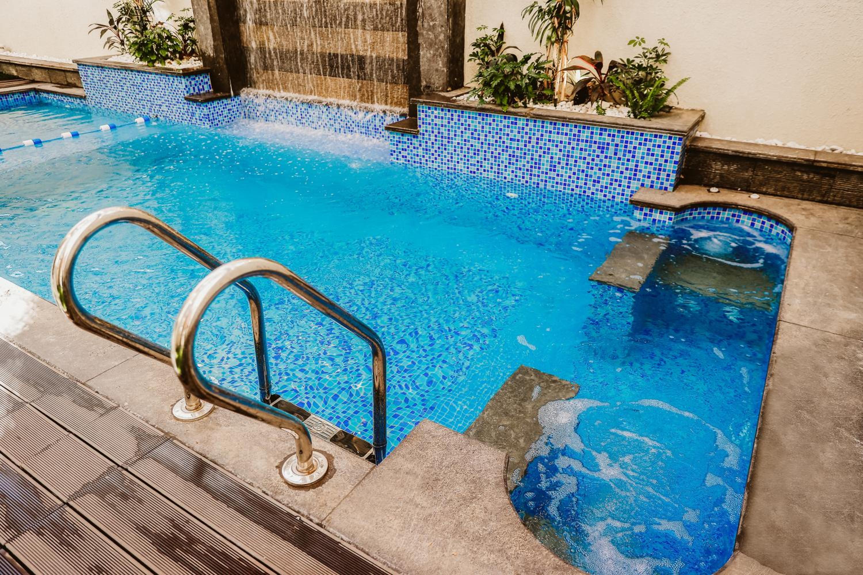 M Residence New Cairo - Families only
