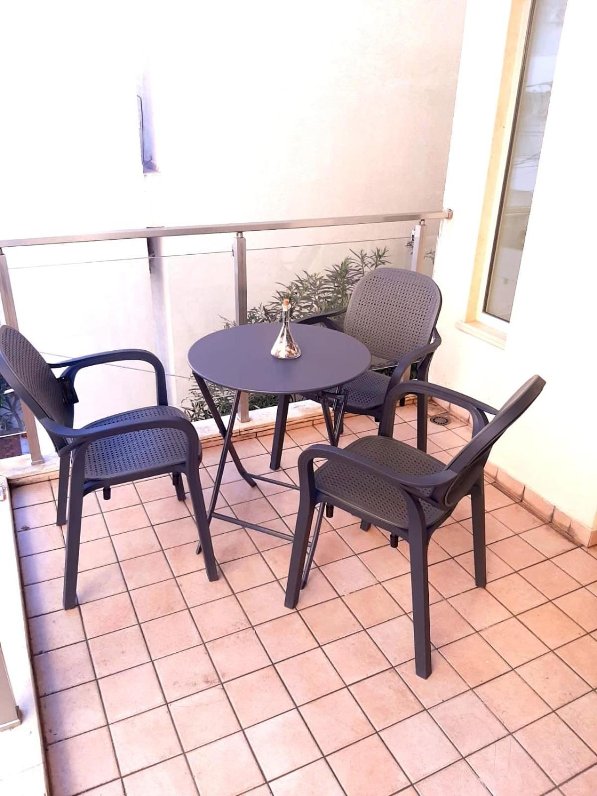 Mani Apartment