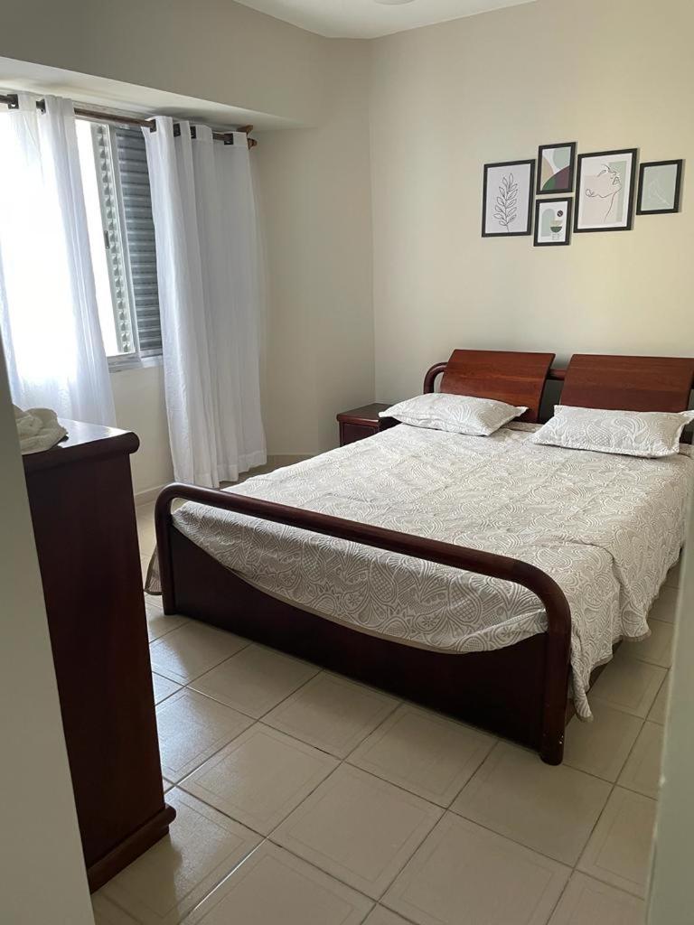 Apartamento Guarujá Pitangueiras 50 metros Praia/3 Dormitórios/Vista do Mar, Sol da manhã