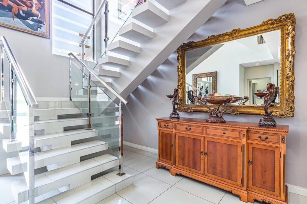 Pearl House view 4