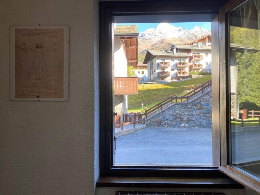SweetHome Chalet wifi garage view 5